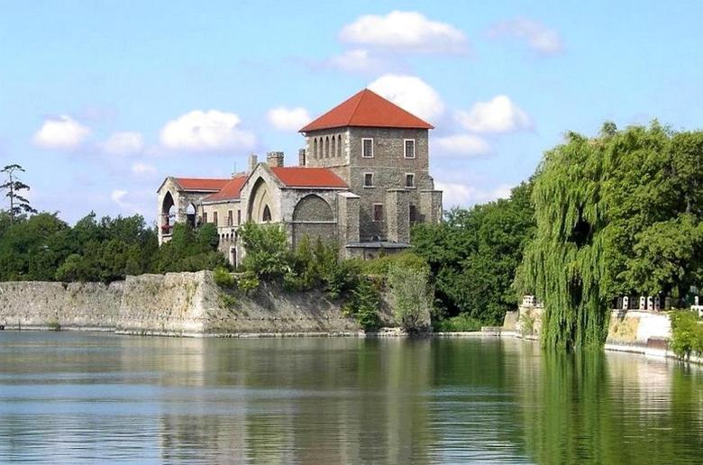 Hotel Gottwald Тата Экстерьер фото